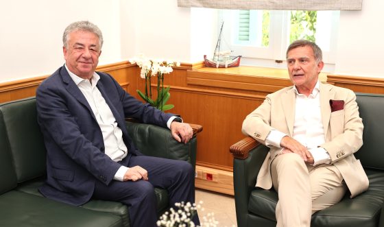 Στην Περιφέρεια Κρήτης ο γενικός διευθυντής της DG REGIO Nicola de Michelis-Συνάντηση με τον Περιφερειάρχη Κρήτης Σταύρο Αρναουτάκη – Στο επίκεντρο η περιφερειακή διαχείριση των αναπτυξιακών προγραμμάτων