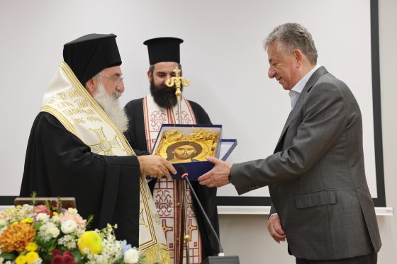 Νέα εποχή για την Περιφέρεια Κρήτης: Πρώτη συνεδρίαση στο νέο βιοκλιματικό κτίριο και τέλεση αγιασμού
